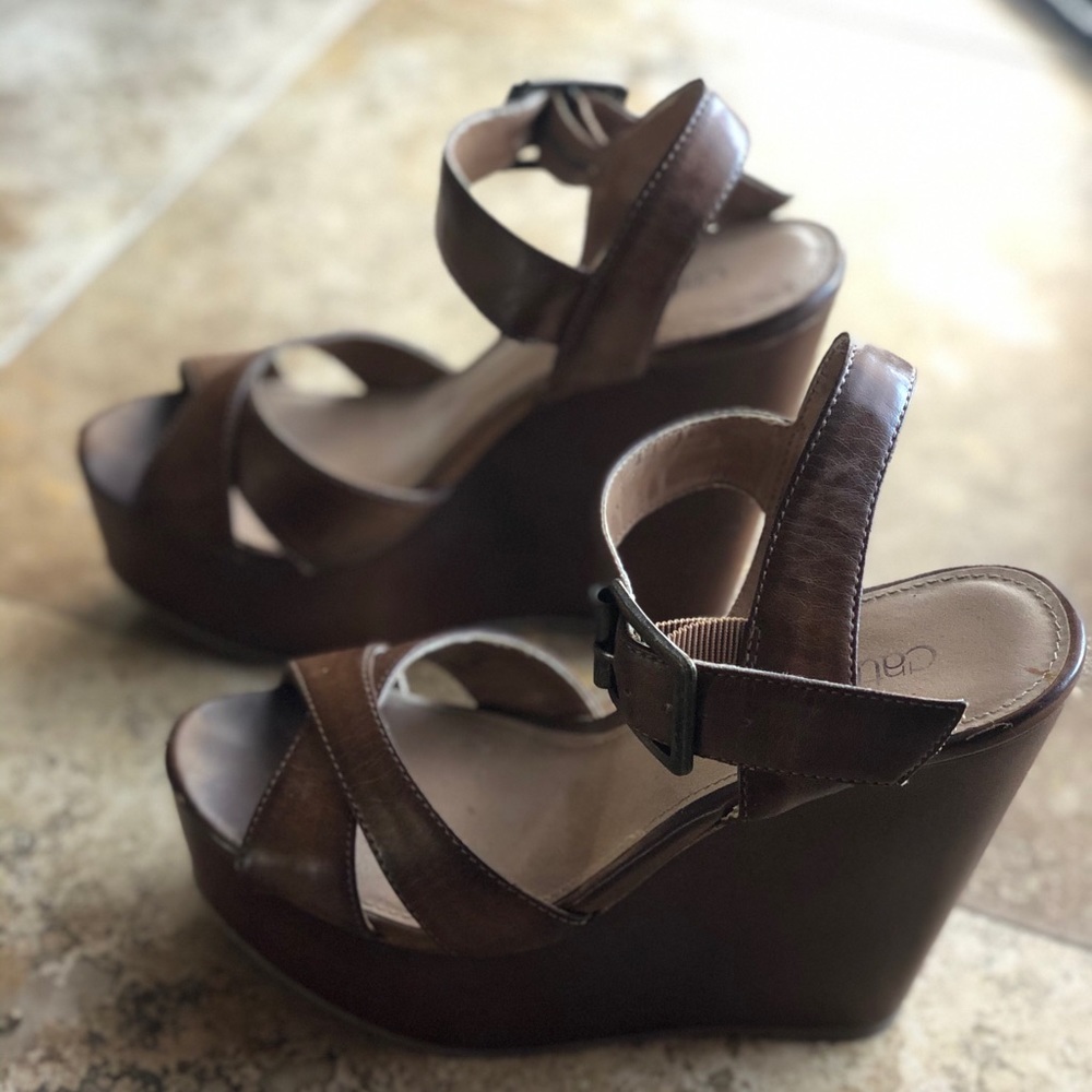 Cathy Jean Wedges Size 6